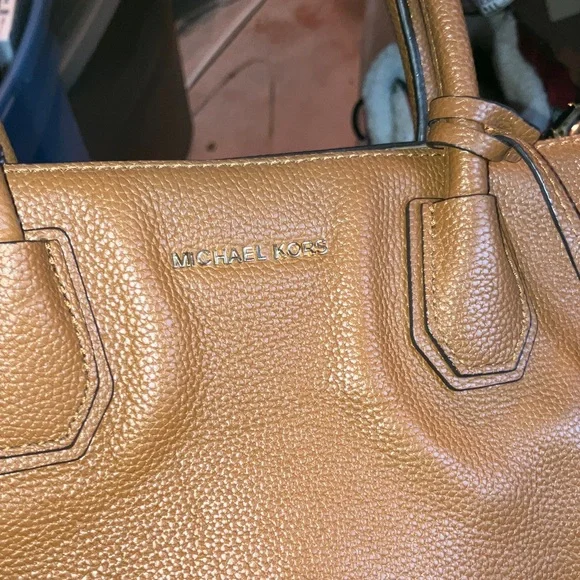 Michael Kors Mercer Tan Leather Tote - Picture 9 of 10
